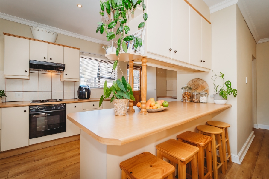 3 Bedroom Property for Sale in Heatherlands Western Cape